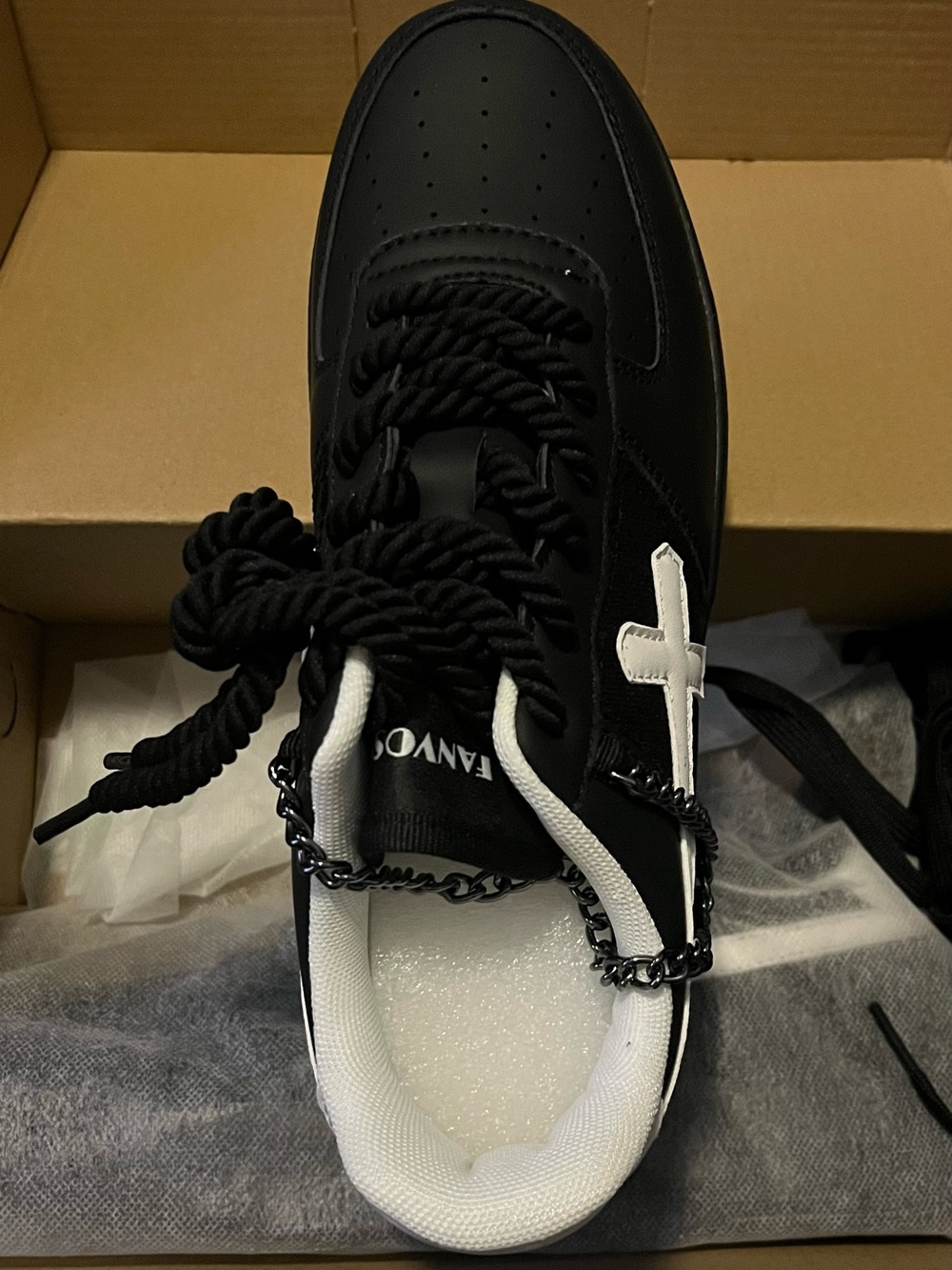 Fanvossem Women's Black Sneakers with White Cross Accent - Low-Top Casual - Picture 3 of 6